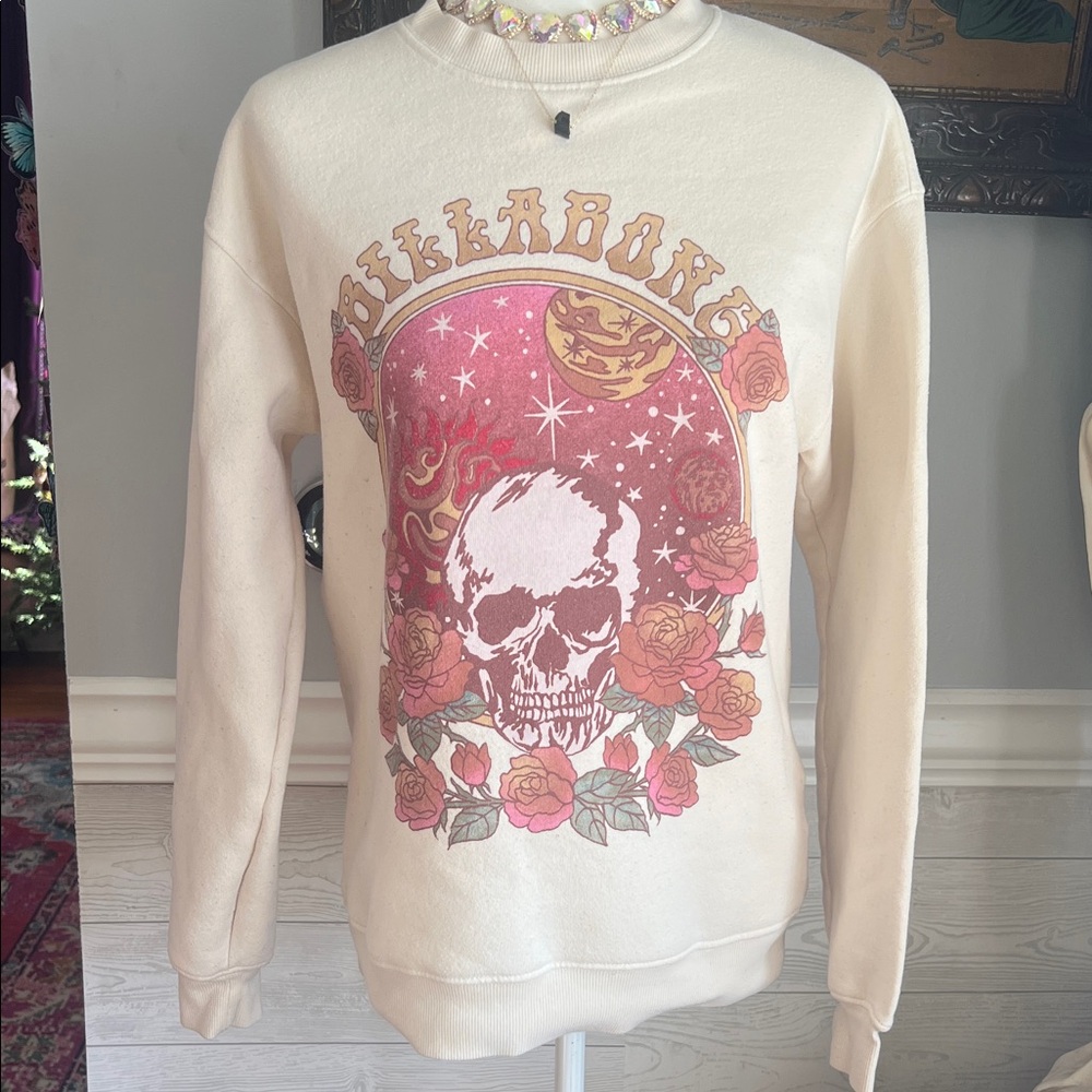 Billabong Off-White Sweatshirt with Skull and Floral Design